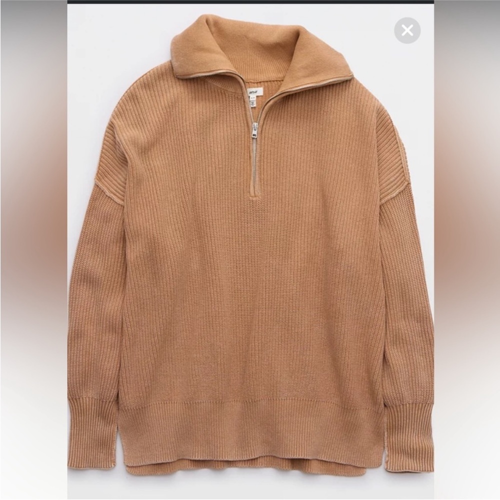 NWOT-  Aerie Beyond Quarter Zip Sweater